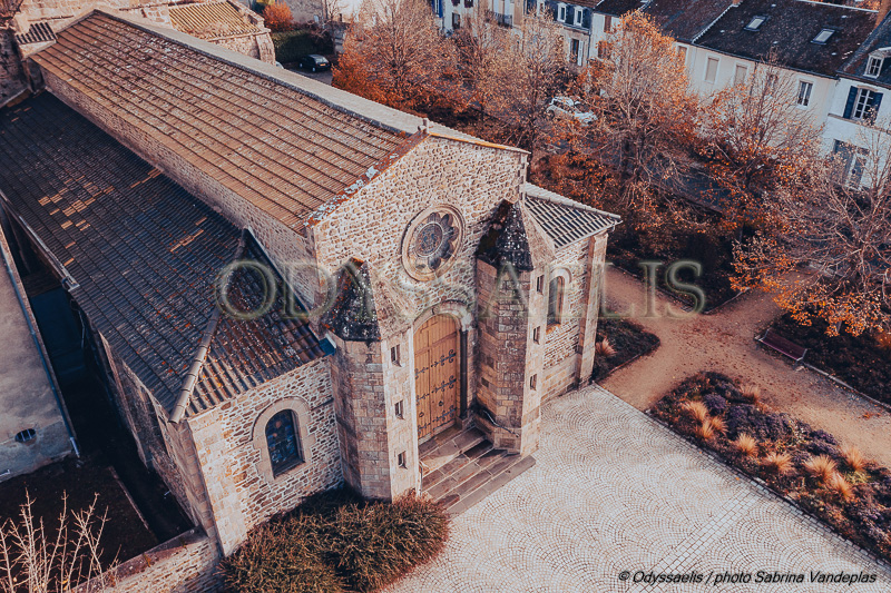 façade avant de l'église de Marcillat-en-Combraille